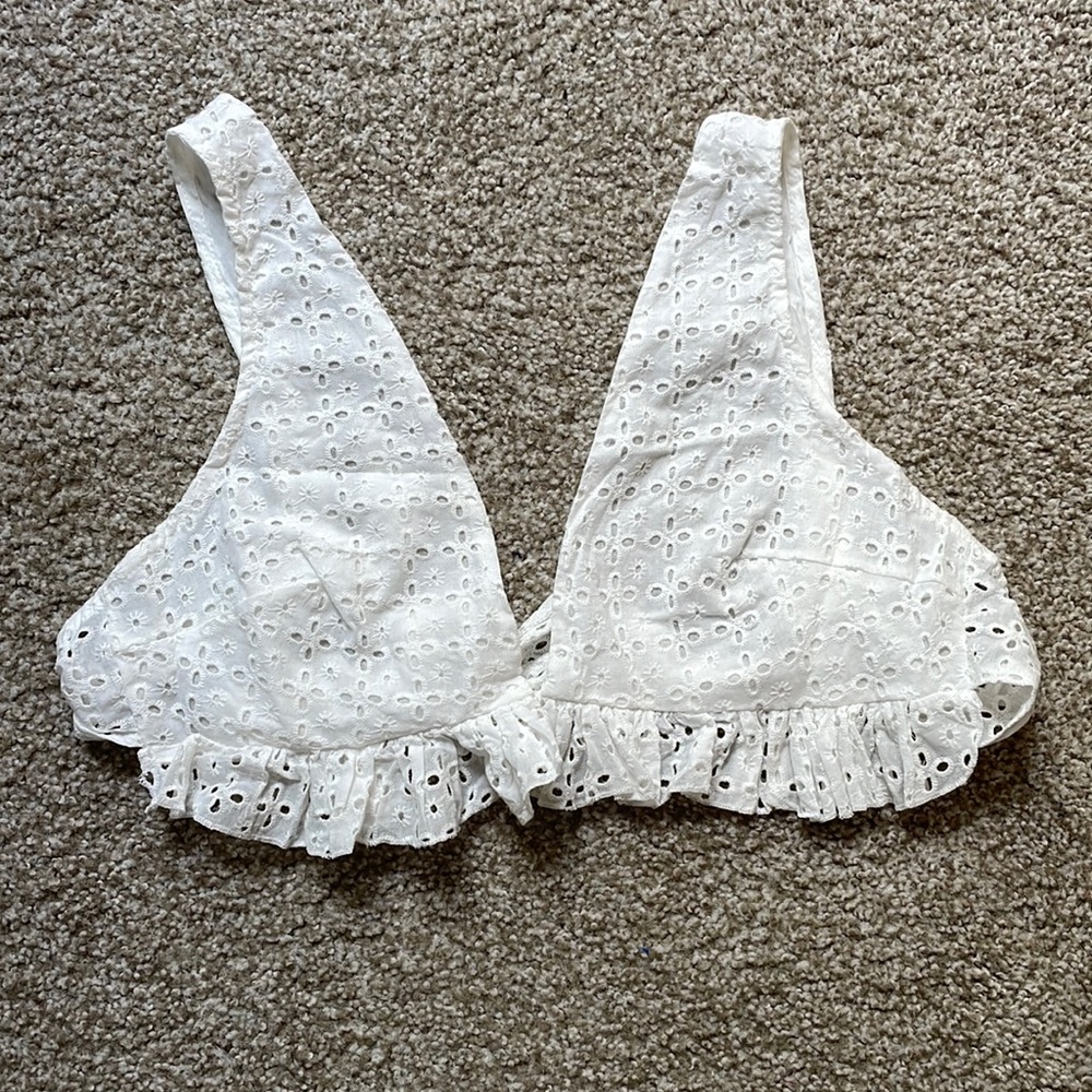 White crop top